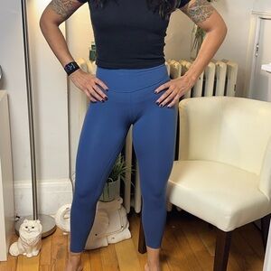 Women's Blue High-Waisted Leggings